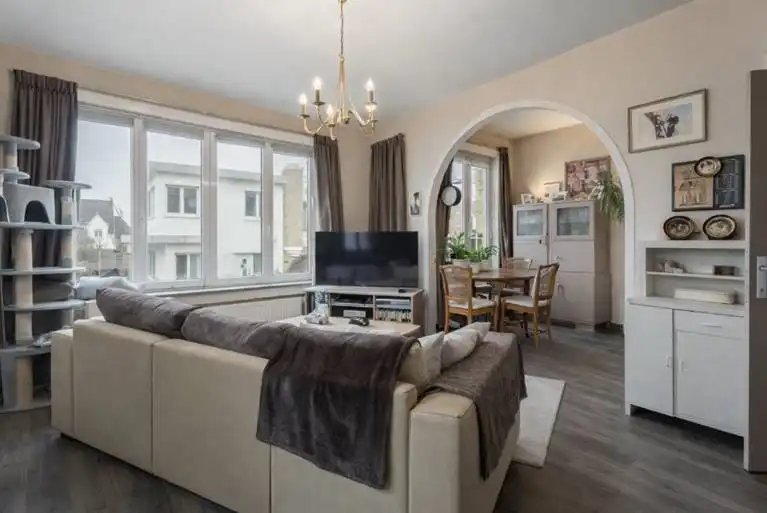 HALF OPEN BEBOUWING NABIJ DE MARKT VAN DE PANNE foto 4