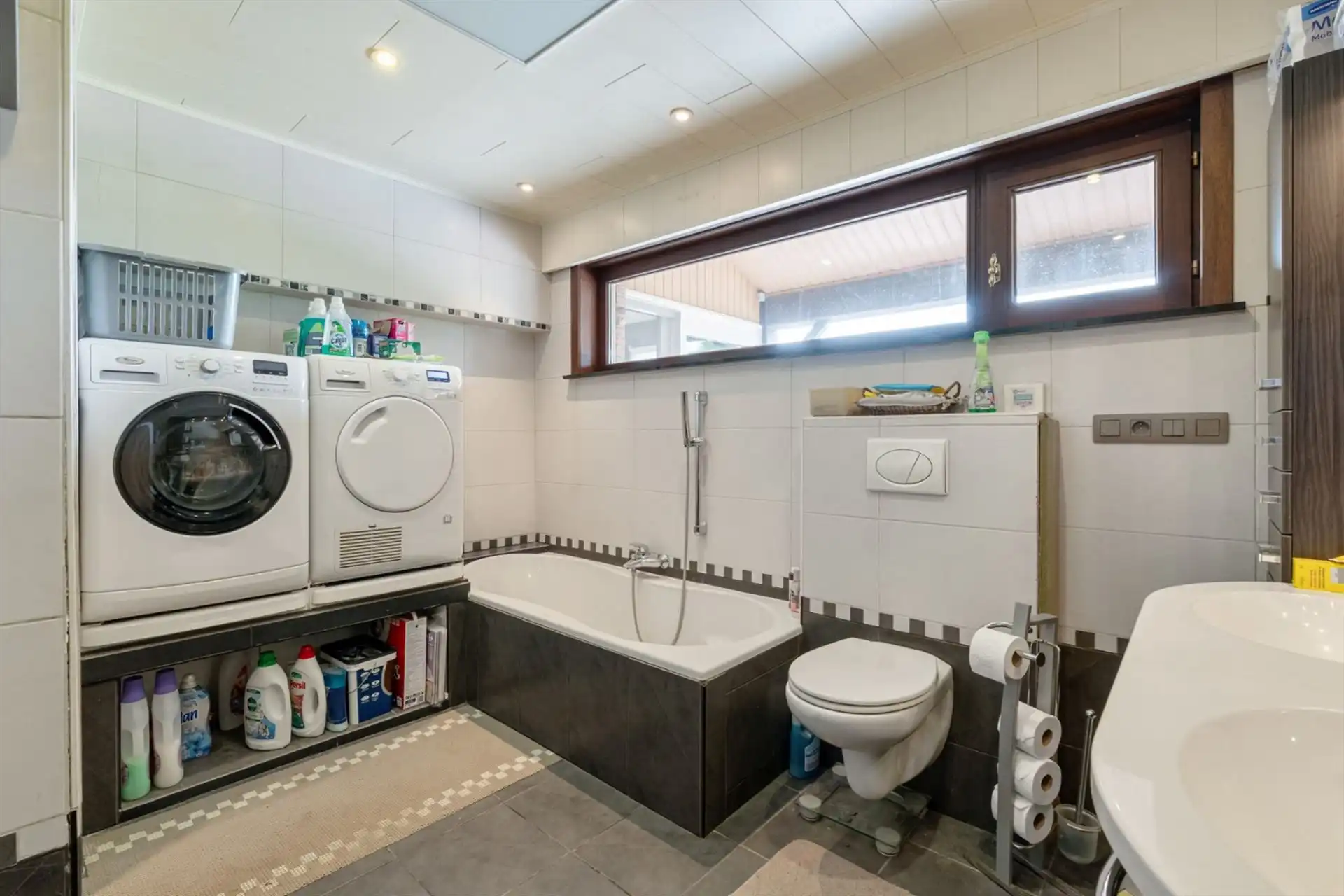 Ruime woning met 5 slpk's en 319 m² bew. opp. te Westerlo! foto 29