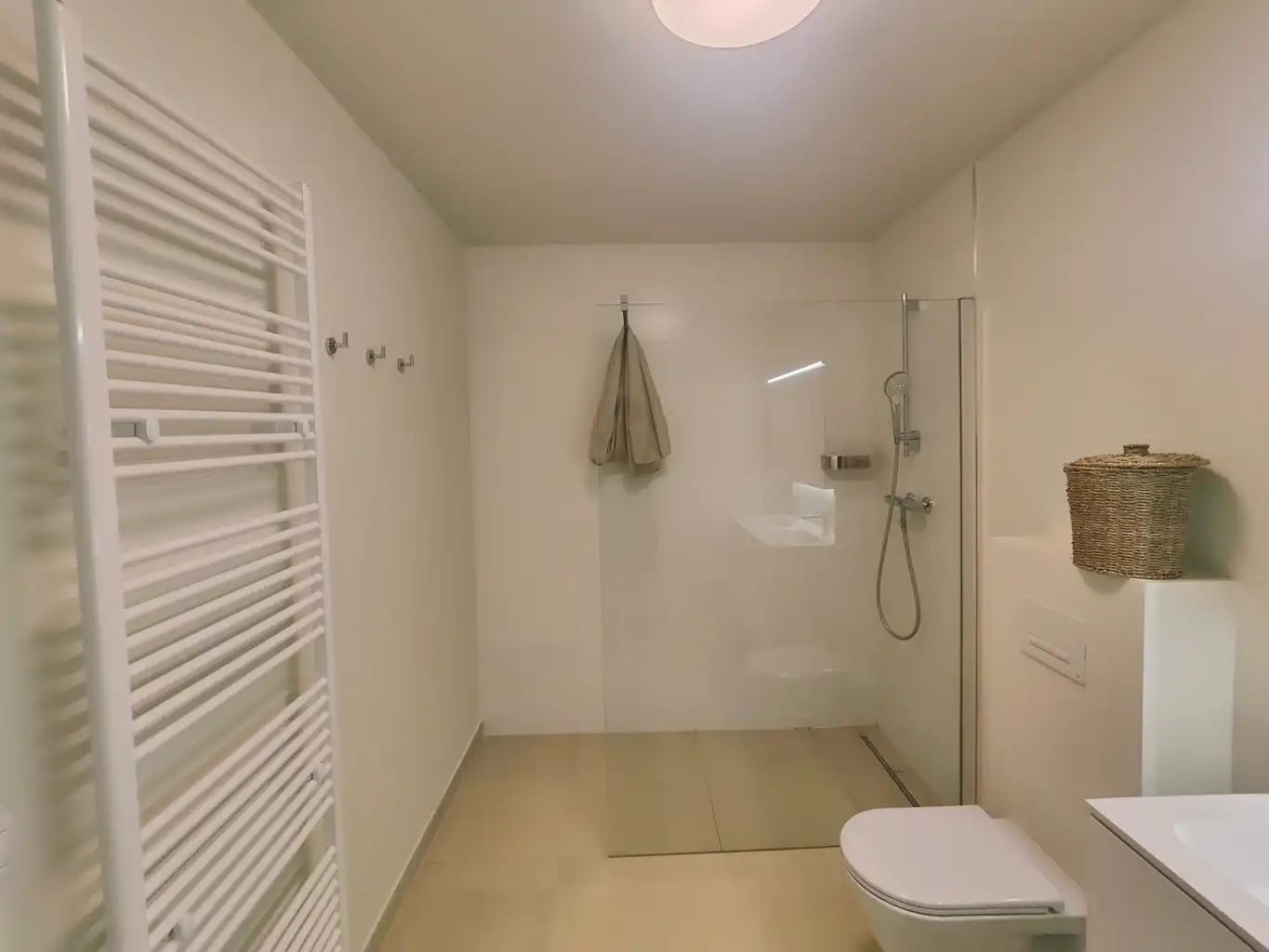 Gelijkvloers nieuwbouwappartement met prachtig uitzicht foto 5