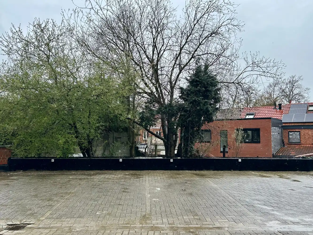 Op te frissen 1-slaapkamerappartement met autostaanplaats en kelder foto 13