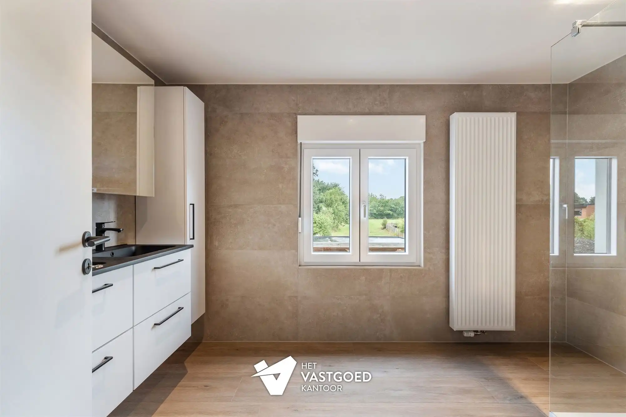 KWALITATIEF GERENOVEERDE WONING VLAKBIJ CENTRUM foto 17