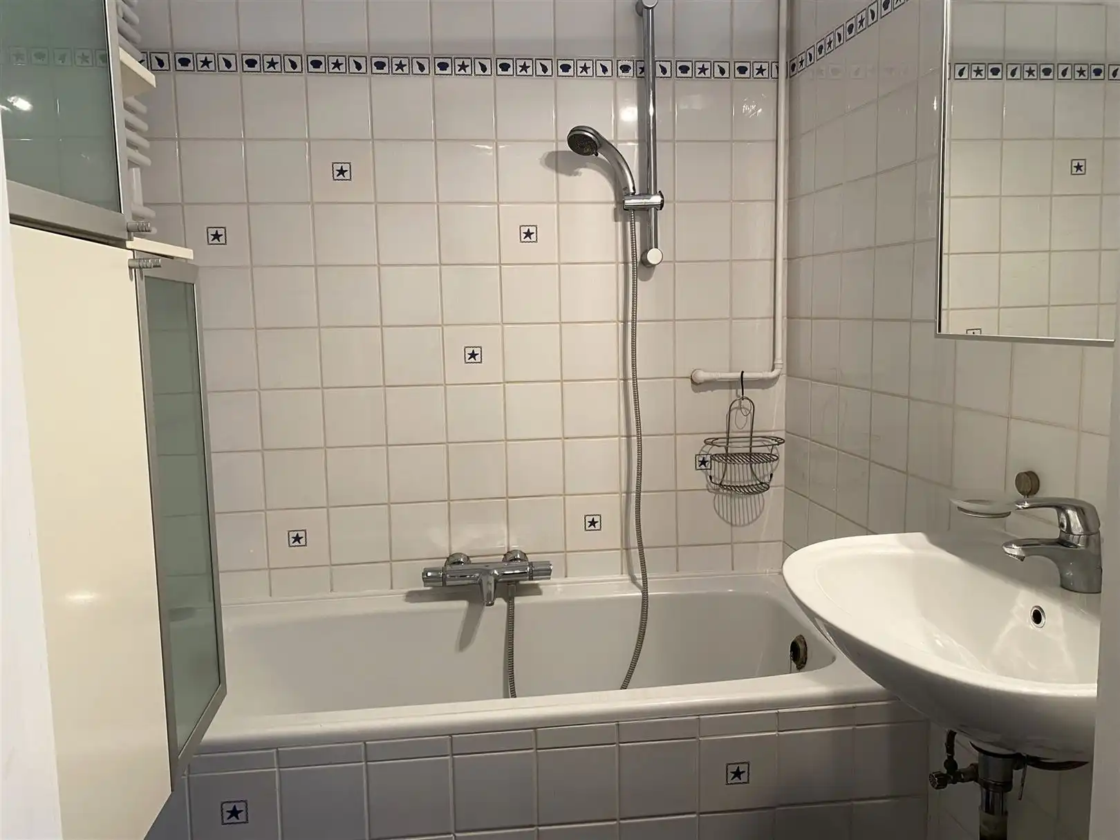 ongemeubeld appartement met frontaal zeezicht foto 12