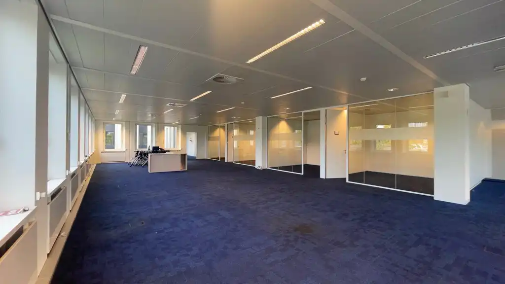 Instapklare kantoren te huur vlakbij E19 in Kontich foto 11