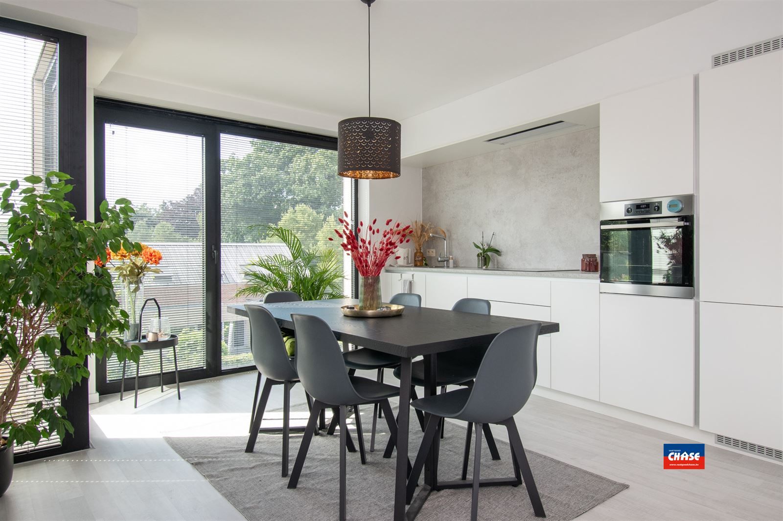 Duplex appartement met 2 slaapkamers, 2 terassen en autostaanplaats foto 3