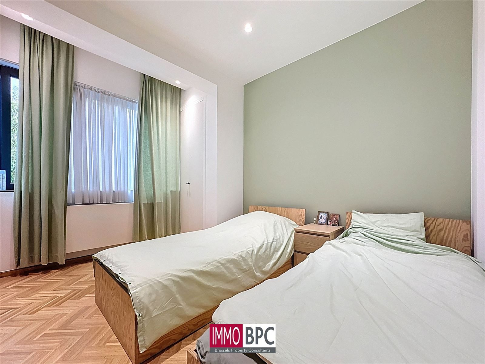 UITZONDERLIJKE MODERNE OPBRENGSTEIGENDOM IN GANSHOREN – 595 m² WOONOPPERVLAKTE foto 25