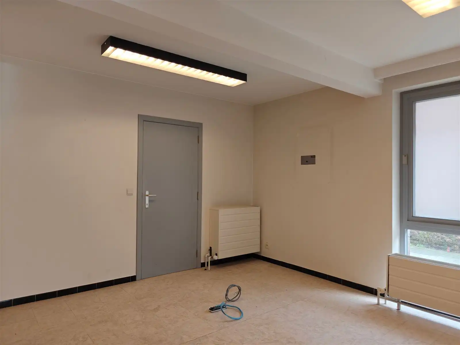 TERNAT: Handelsgelijksvloers foto 6