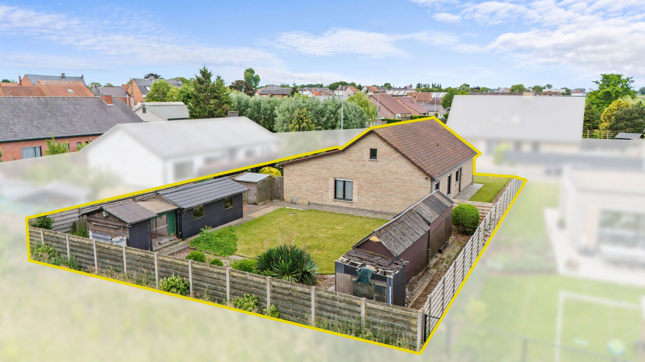 Sfeervolle bungalow met tuin en garage op rustige topligging foto 2