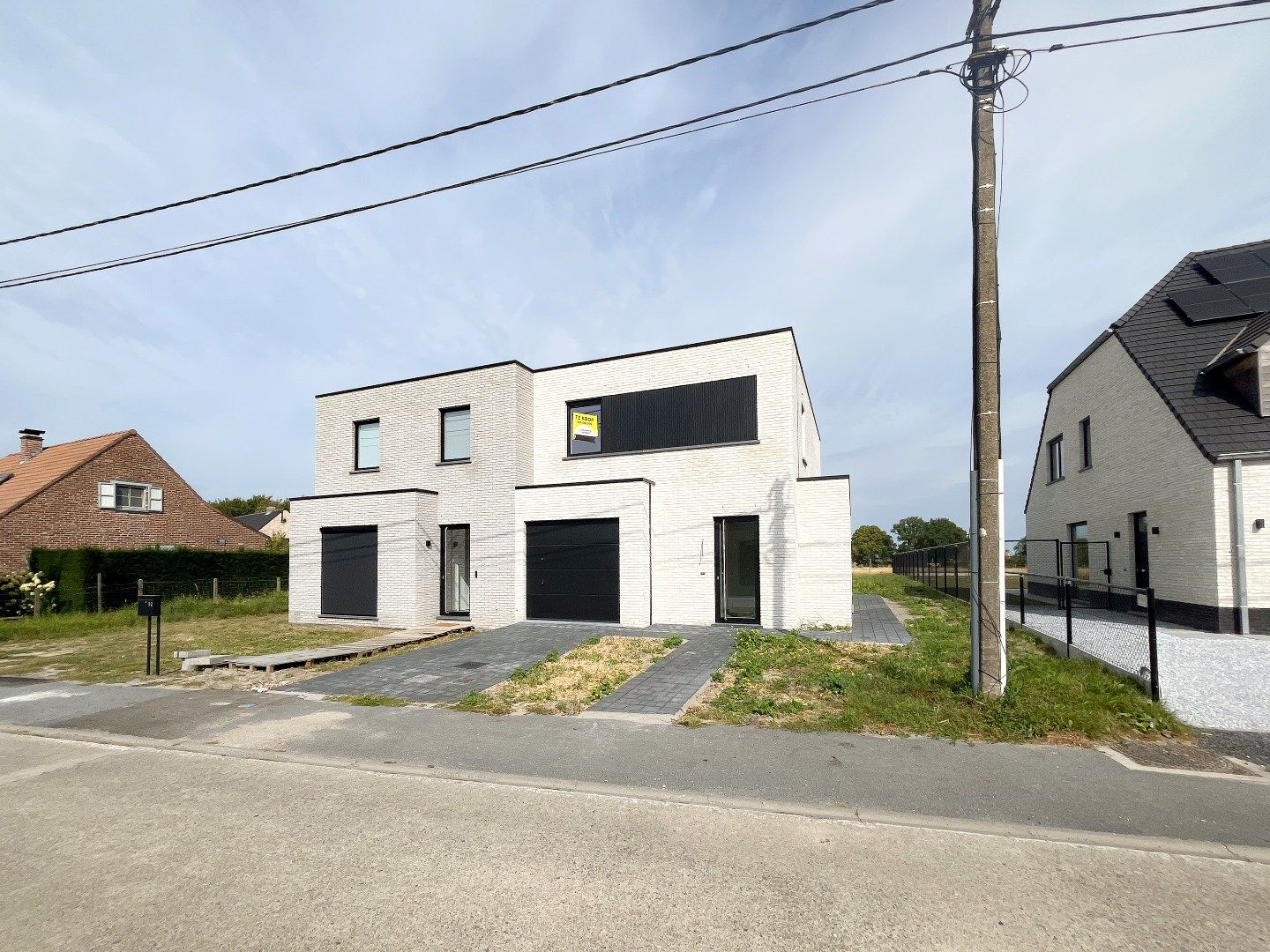 Kijkdag 13/09 van 10u tot 12u - Halfopen woning met 3 slaapkamers en landelijk verzicht! foto 29