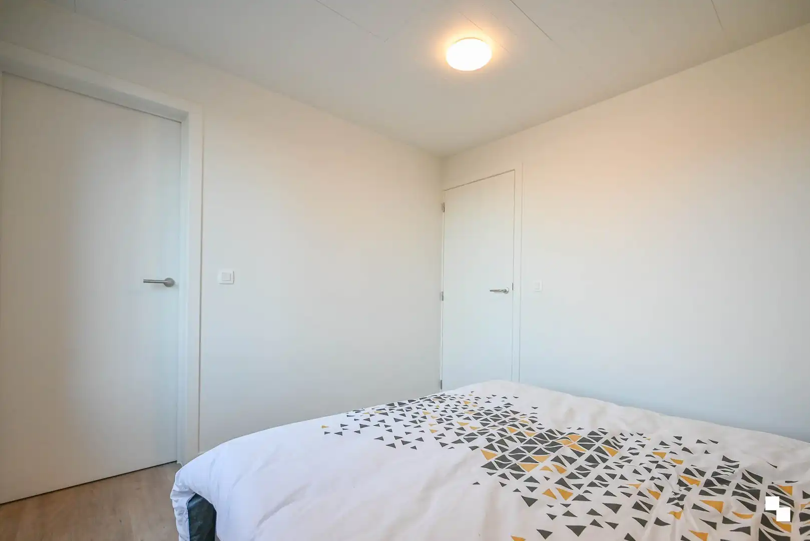 Gerenoveerde woning nabij centrum Izegem foto 22