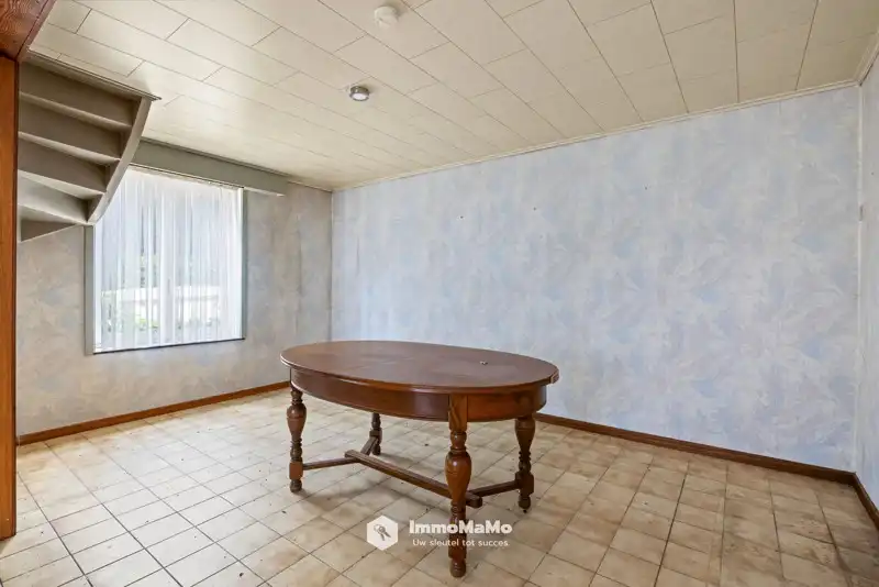 TOTAALRENOVATIE MET VEEL POTENTIEEL TE KOOP IN LOCHRISTI foto 8