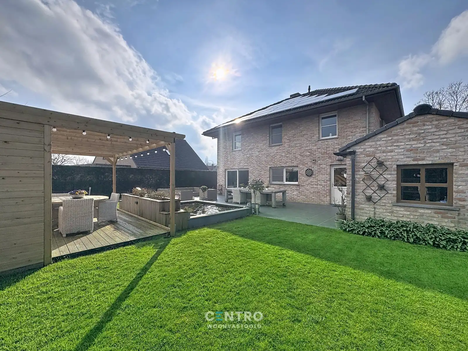 Kwalitatief afgewerkte villa met 4 slpks, garage én ZUIDger. tuin! foto 28