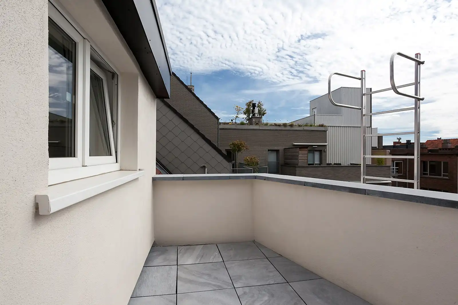 Stijlvol gemeubeld dakappartement foto 11