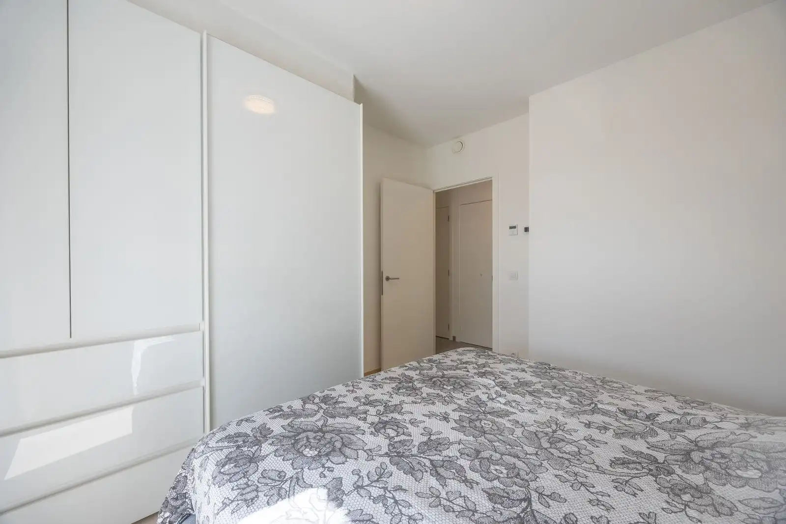 Exclusief appartement met 2 slpk, zonnig leefterras én open zicht foto 9