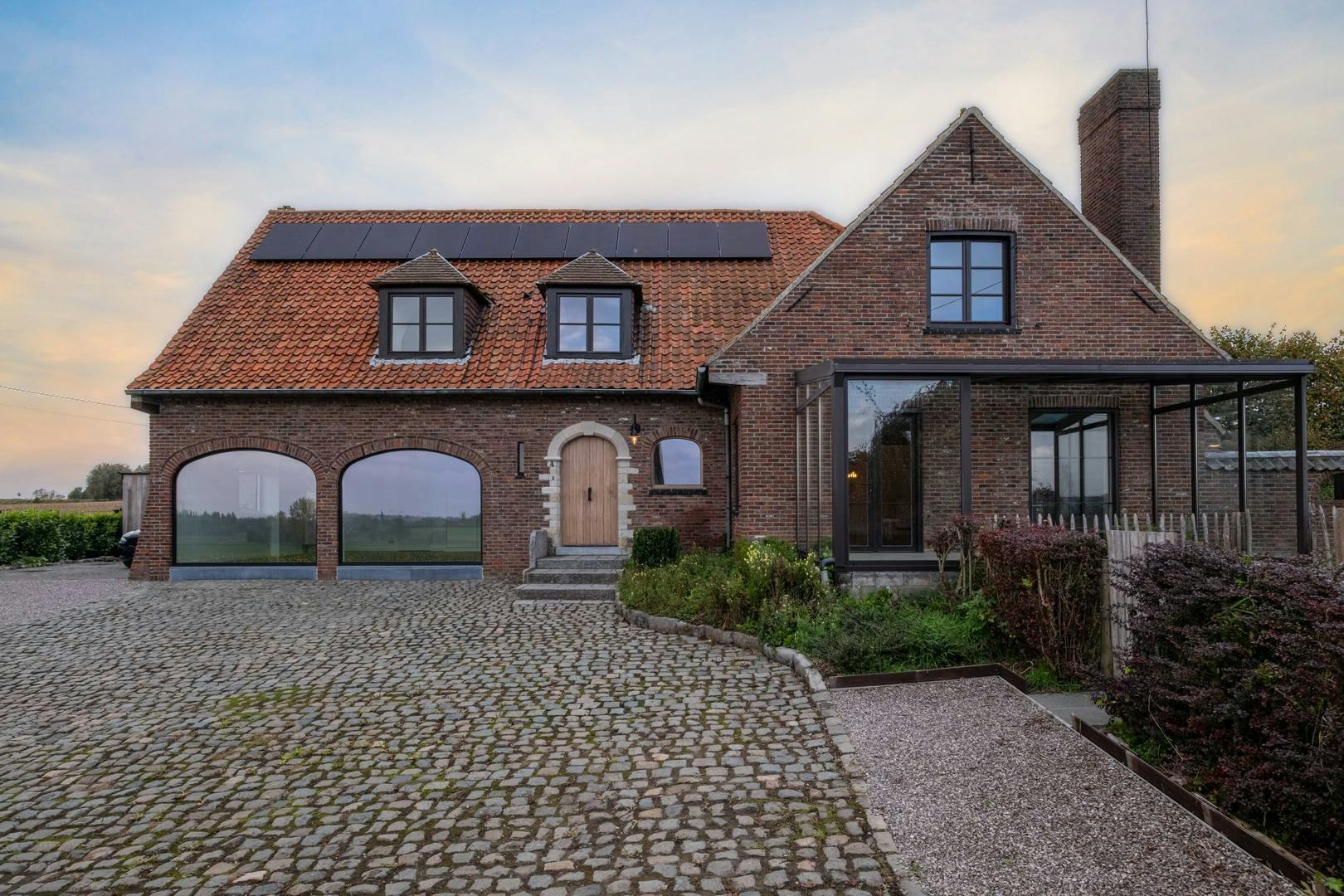 Landelijke woning te huur in Kortrijk  foto {{pictureIndex}}