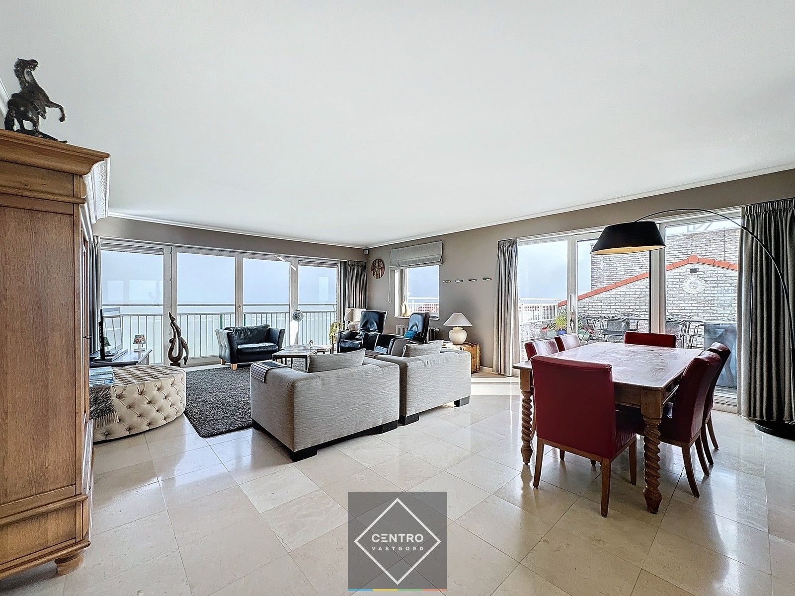 SUBLIEME penthouse met 360° PANORAMISCH uitzicht! foto {{pictureIndex}}