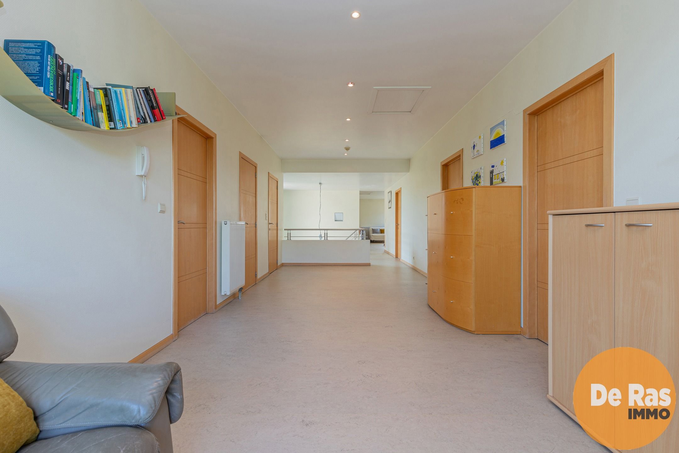 GIJZEGEM - Ruime woning met polyvalente ruimte foto 18