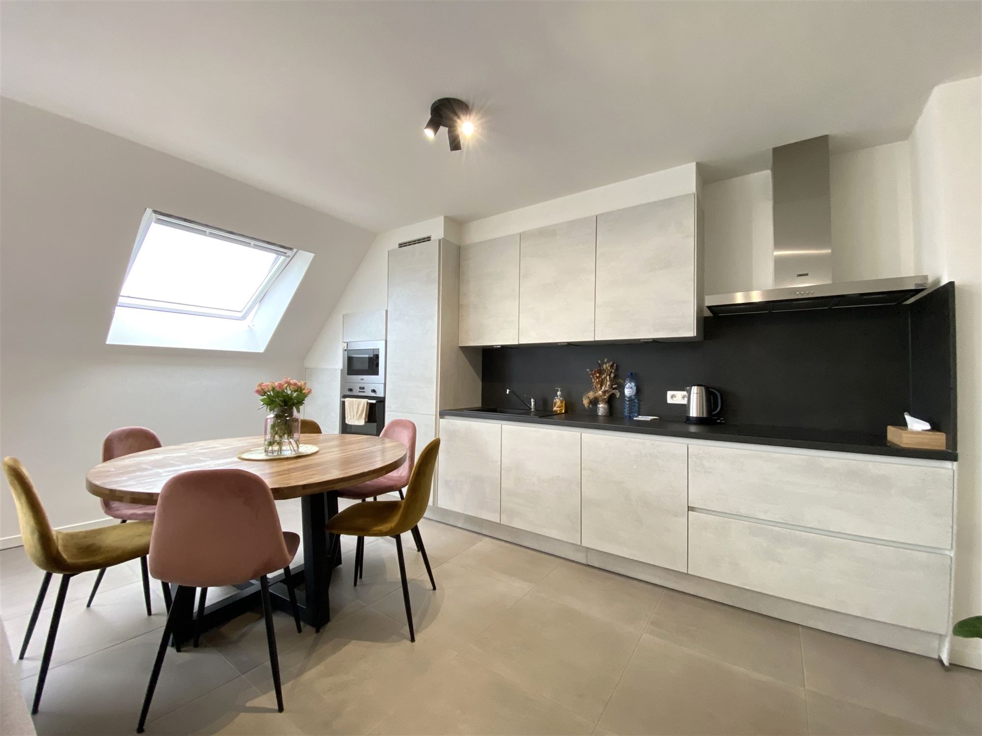 Duplex appartement met 1 slaapkamer, centrum Ertvelde  foto 5