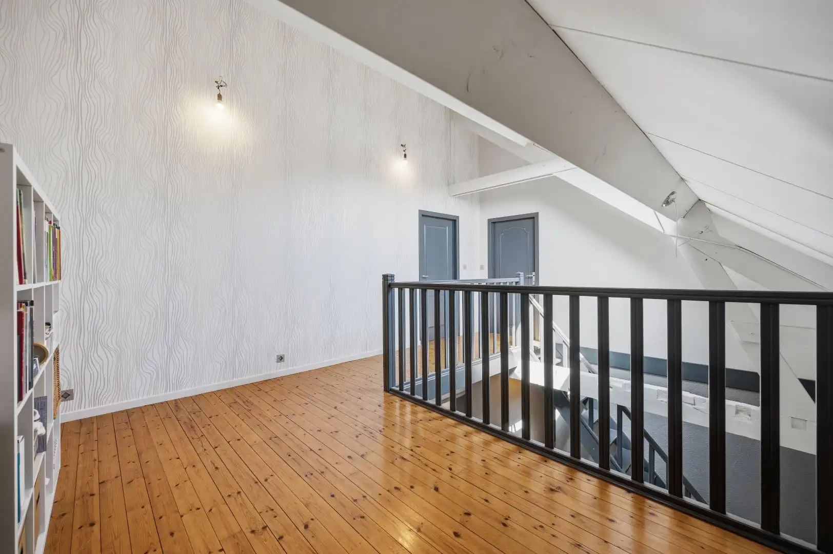 Ruime instapklare duplex met 3 slpks en praktijk- / hobbyruimte van 55m² foto 17