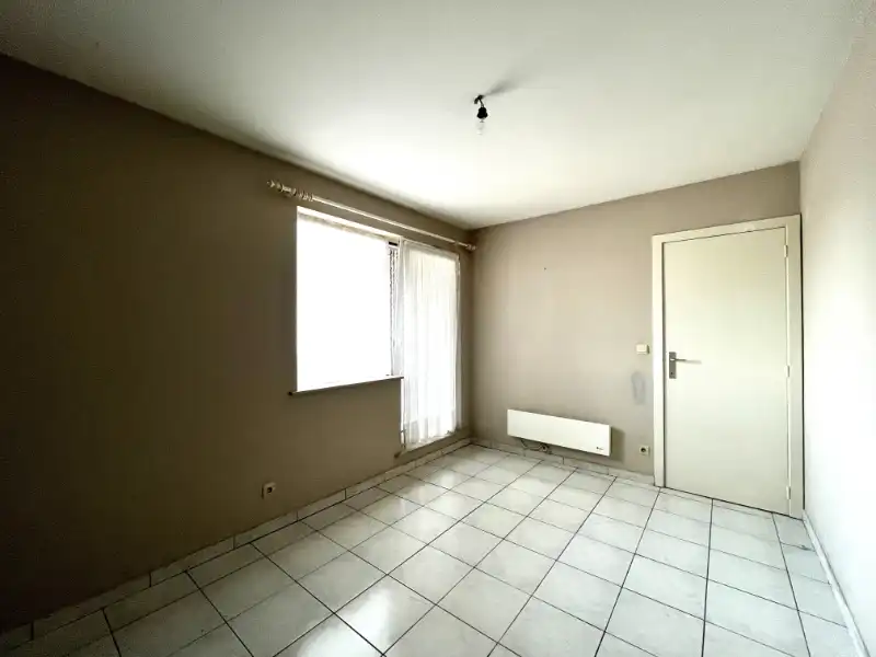 2 slaapkamer appartement met terras foto 9