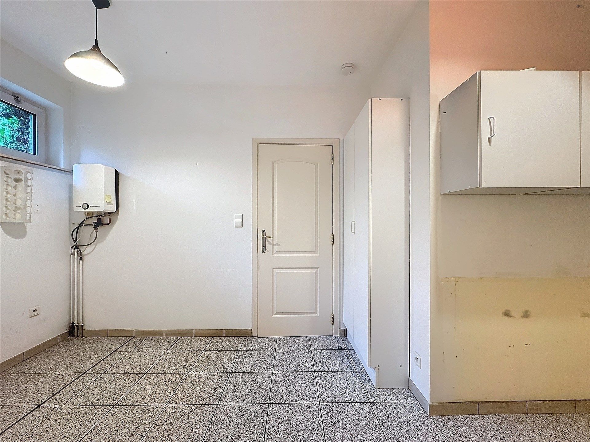 ruime villa met mogelijkheden op een perceel van 1236m² foto 11