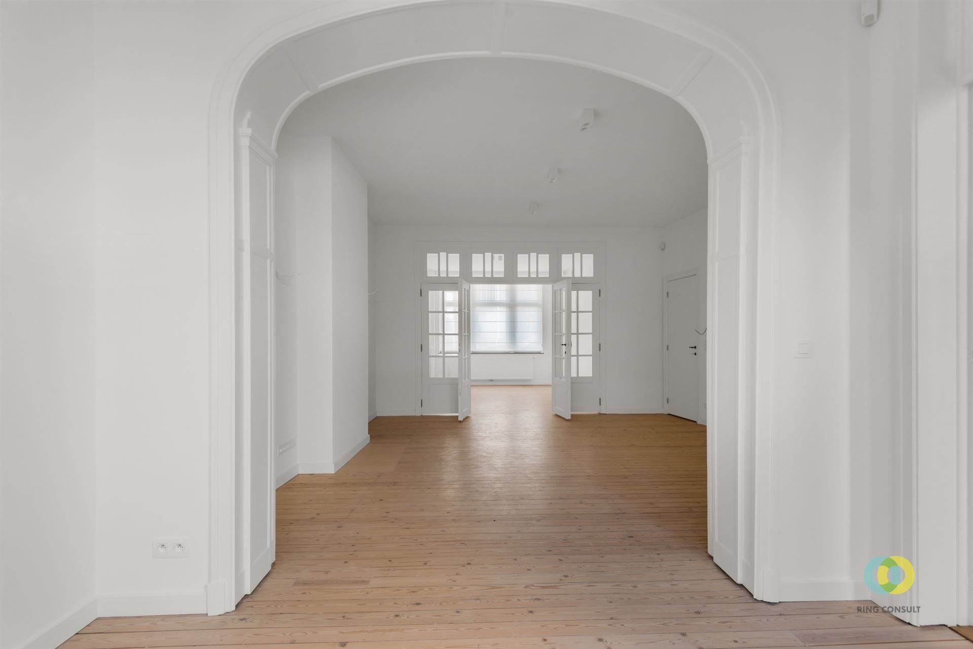 Centraal gelegen kantoor in gerenoveerd herenhuis foto 6