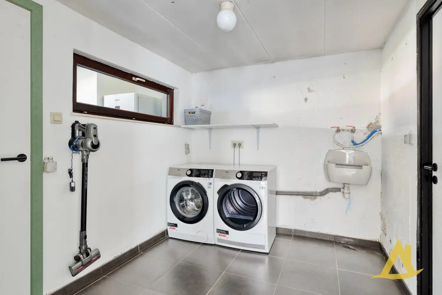 ZEER RUSTIG GELEGEN, INSTAPKLARE HOB, TE LUMMEN! foto 23