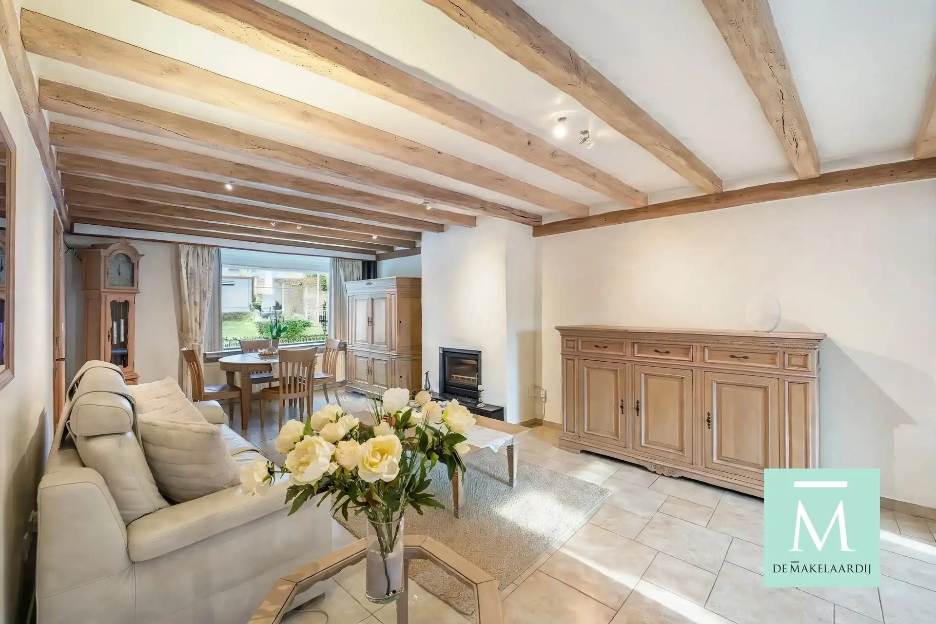Volledig gerenoveerde woning met aangename tuin  foto 6