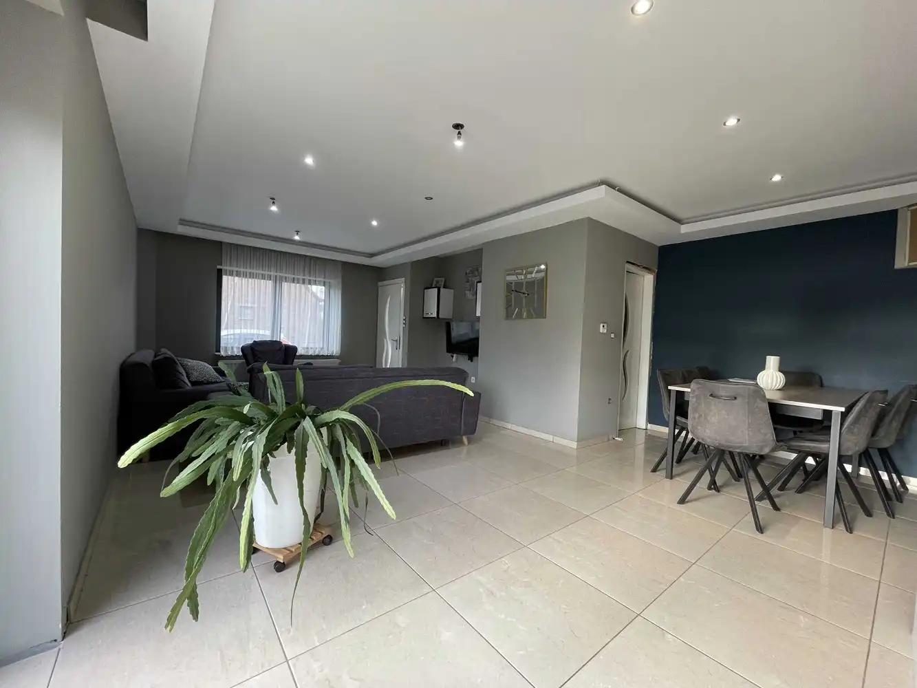 Rustig gelegen gezinswoning met grote tuin in Winterslag foto 3