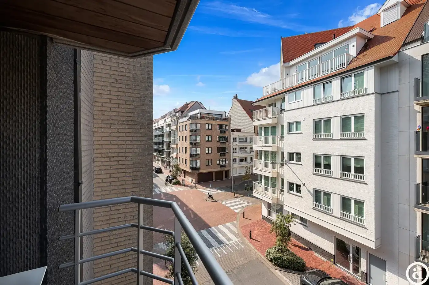 Instapklaar 2-slaapkamerappartement met terras op gegeerde locatie in Knokke foto 29