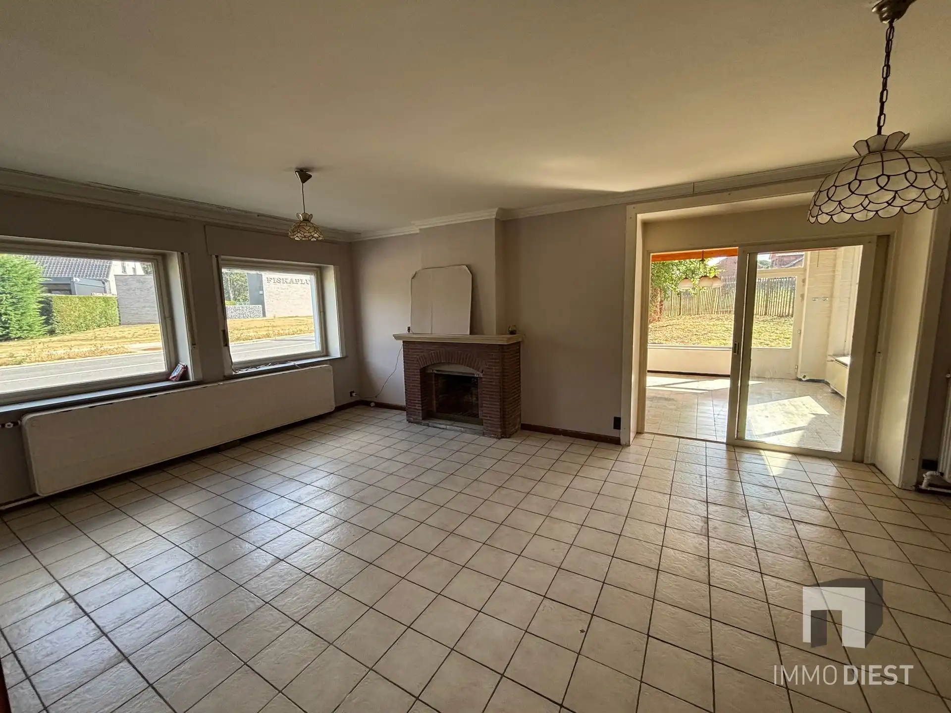 Ruime betaalbare woning met veranda en bijgebouw foto 13