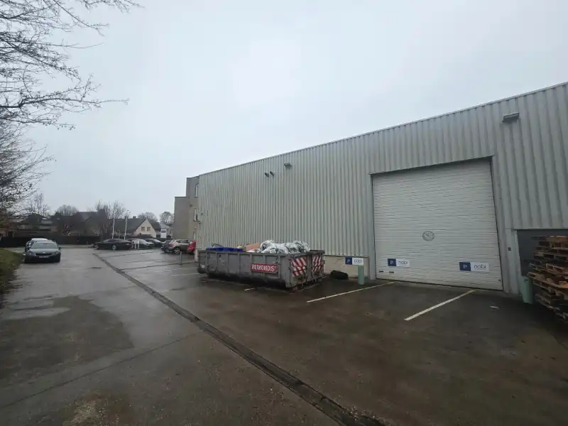 bedrijfsgebouw te huur foto 3