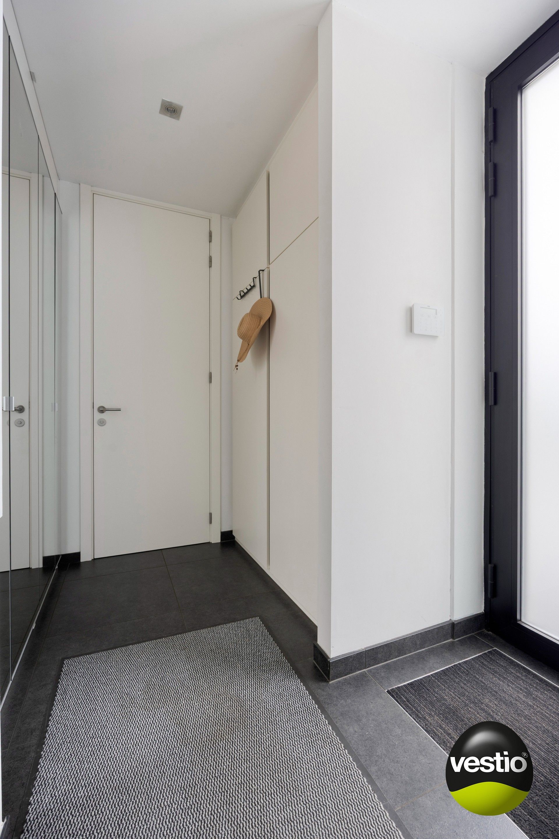 MODERNE VILLA – TOPAFWERKING IN RUSTIGE WIJK foto 7