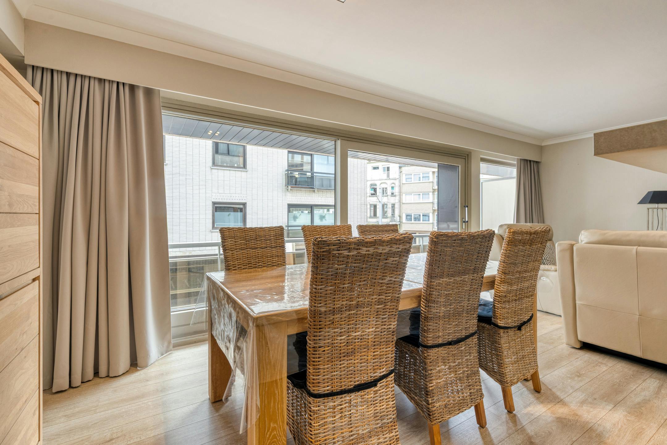 Instapklaar appartement te koop in Blankenberge foto 4