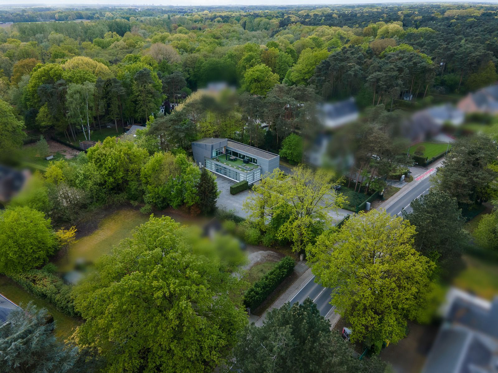 Kantoren met woonst en ruime parking in Tremelo te koop foto 30
