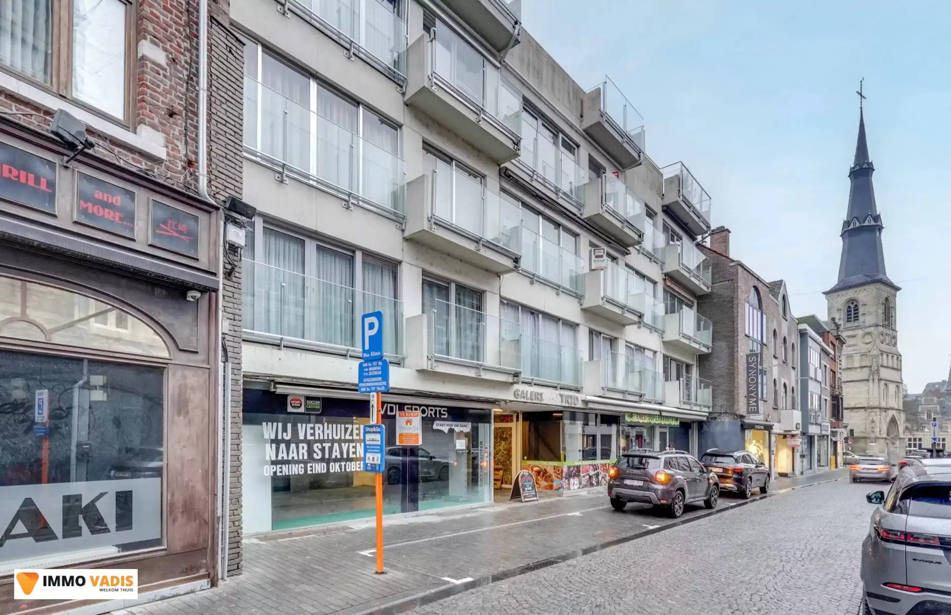 Eénslaapkamerappartement in centrum foto {{pictureIndex}}