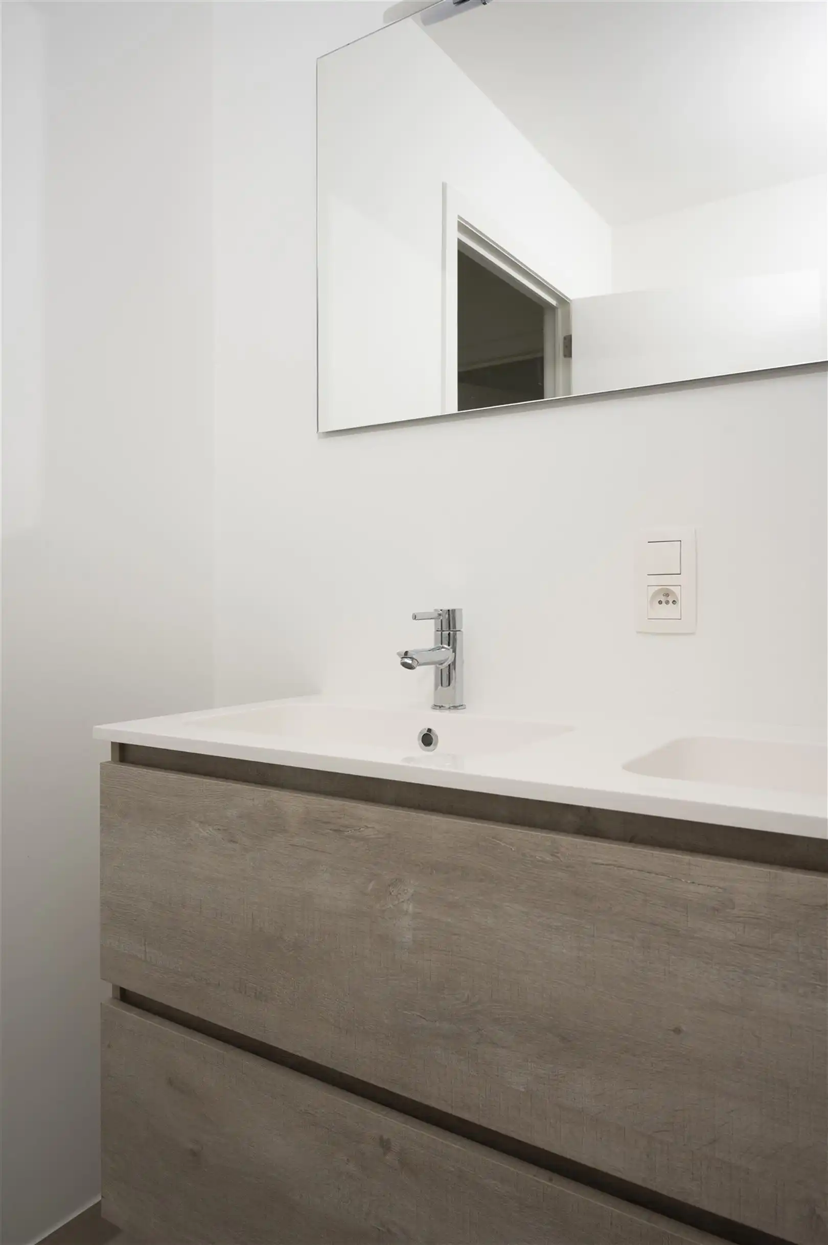 Gelijkvloers nieuwbouw appartement te huur  foto 14