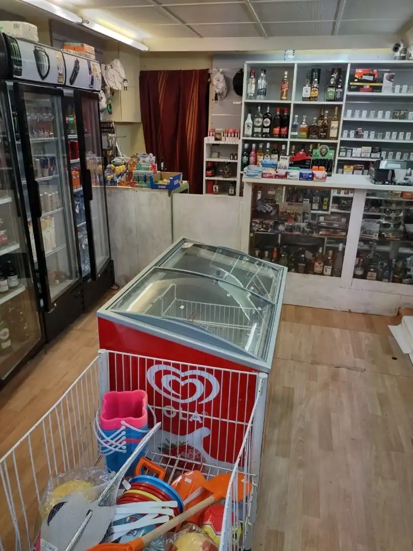 Handelspand met woonst op gunstige locatie te Bredene-Duinen! foto 7