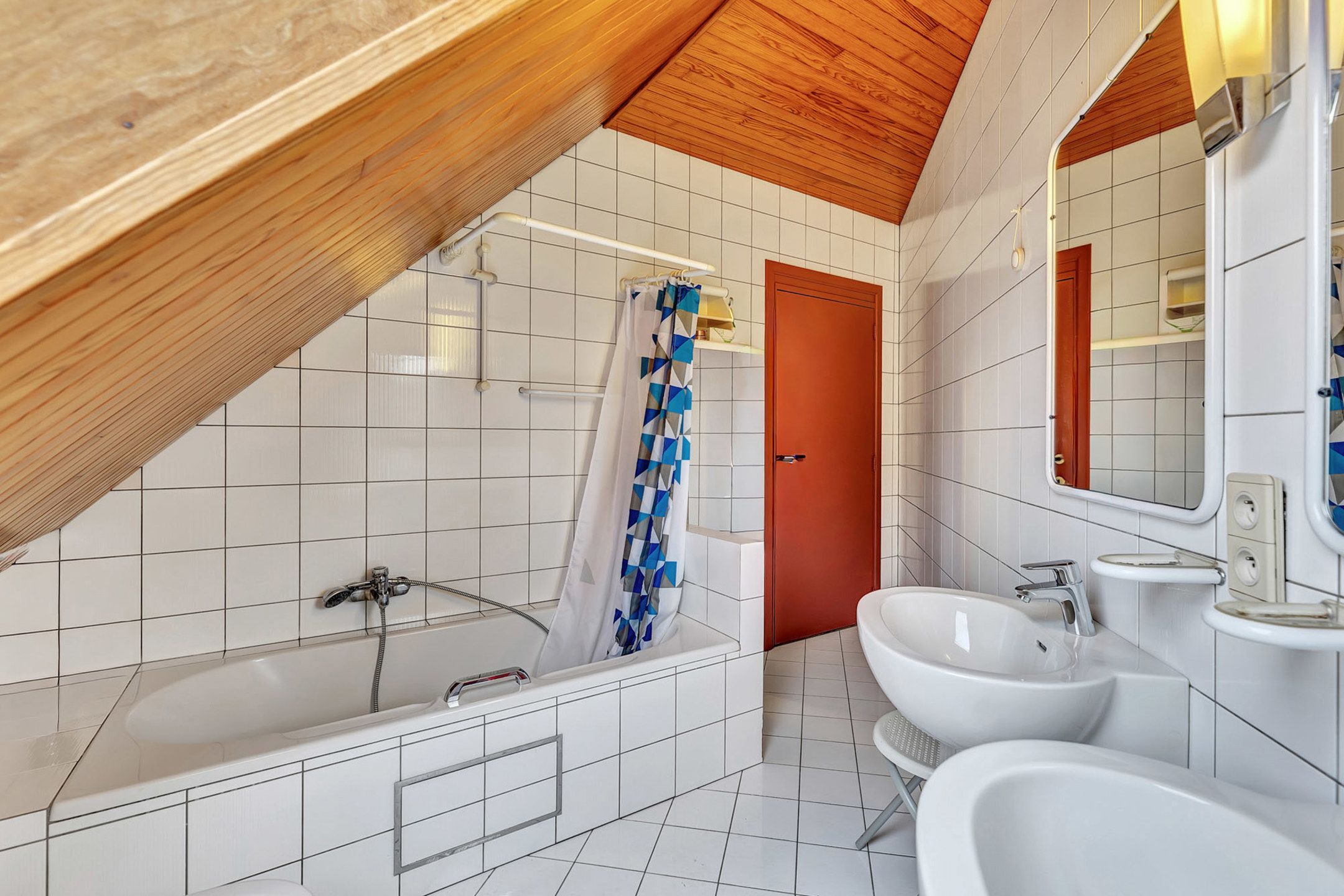 Architecturale woning met 4 slaapkamers, tuin en garage! foto 17