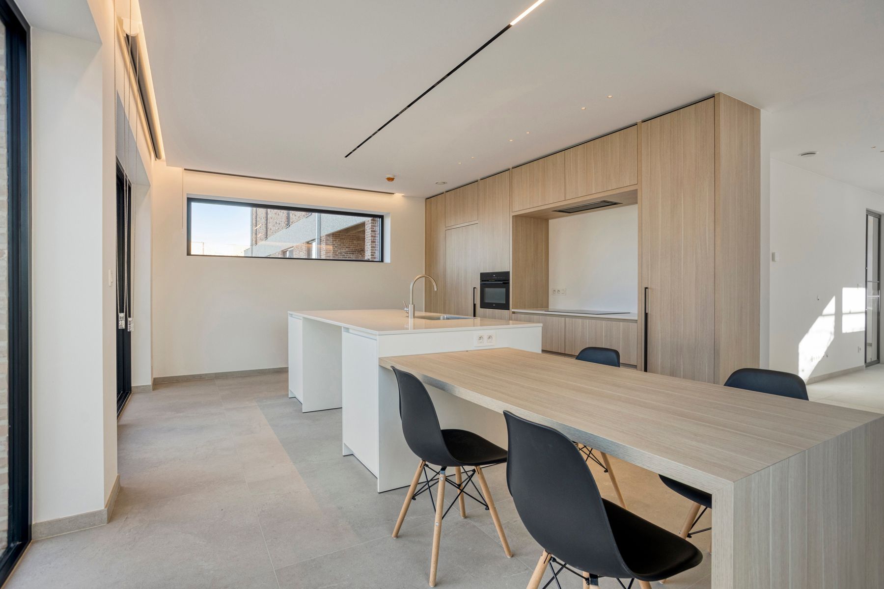 Luxueuze nieuwbouwwoning met 3 slaapkamers.  foto 6