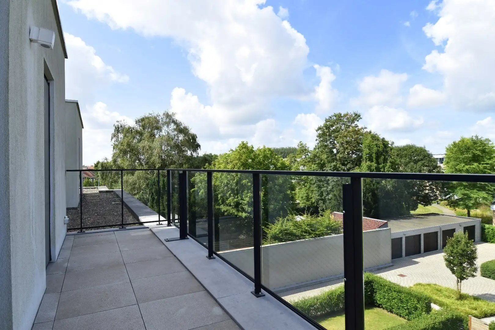 Prachtige penthouse met 2 slaapkamers en groot terras te centrum Ledegem foto 16