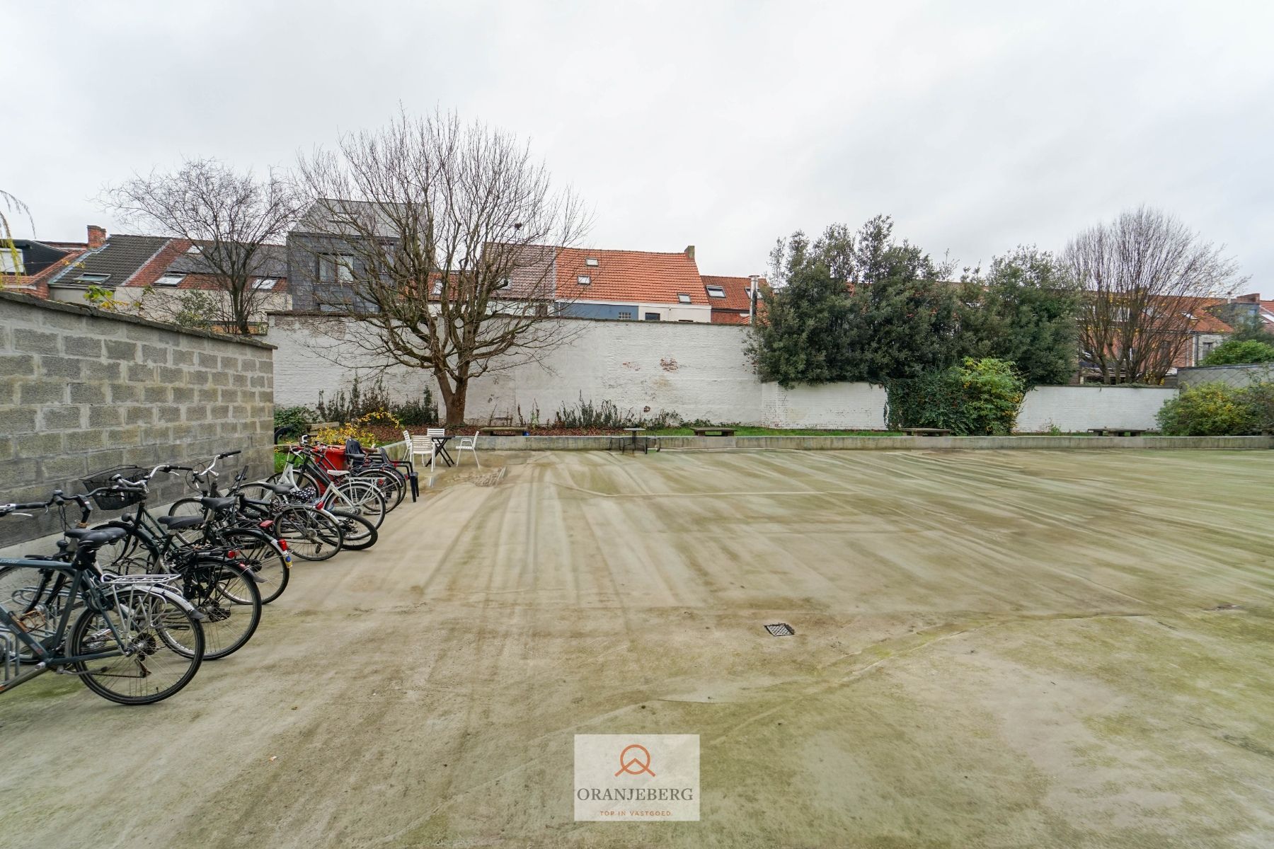 Instapklaar gelijkvloers appartement aan Keizerspark met gemeenschappelijke buitenruimte en fietsenstalling foto 9