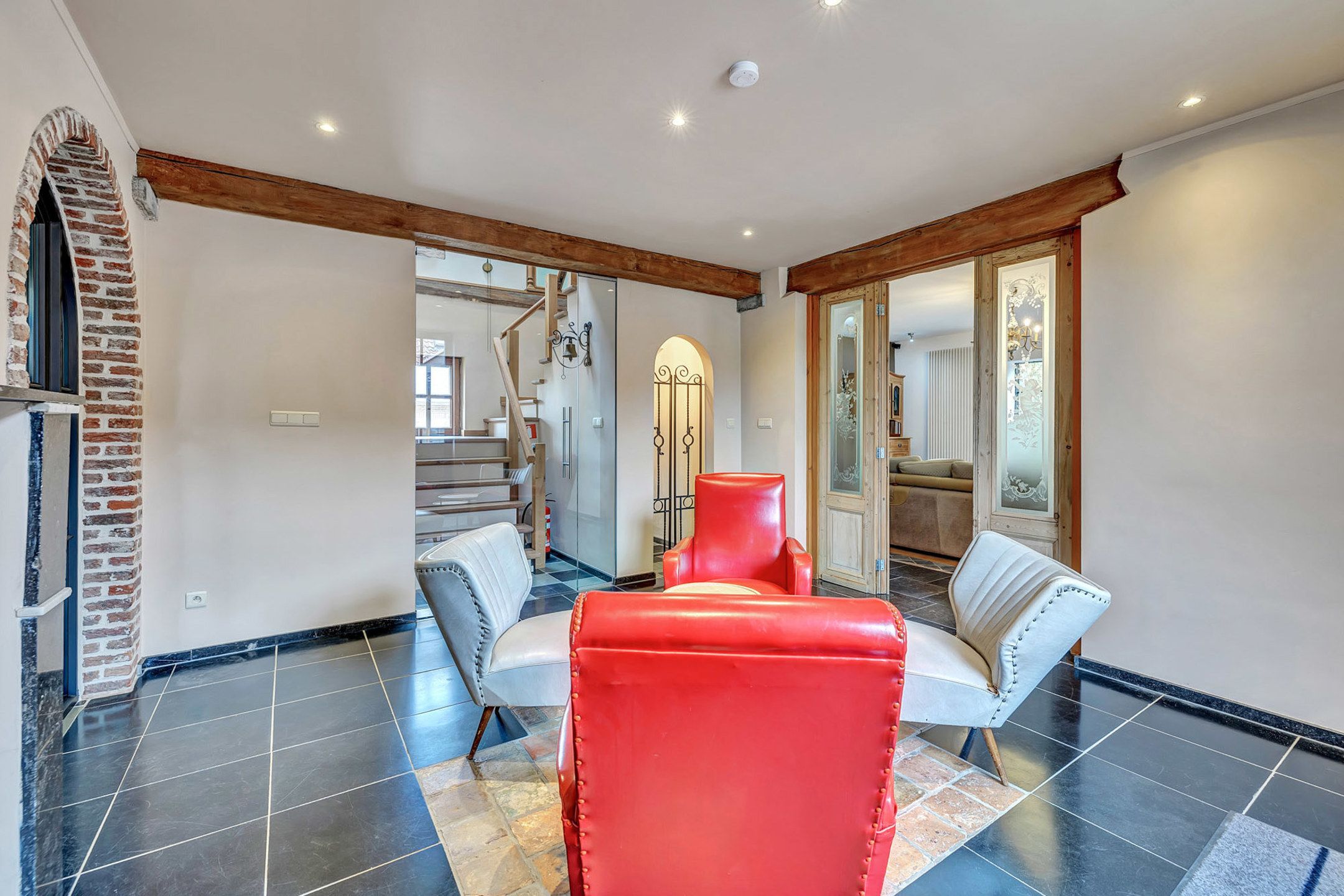 Unieke landelijke woning met zwembad te huur foto 5