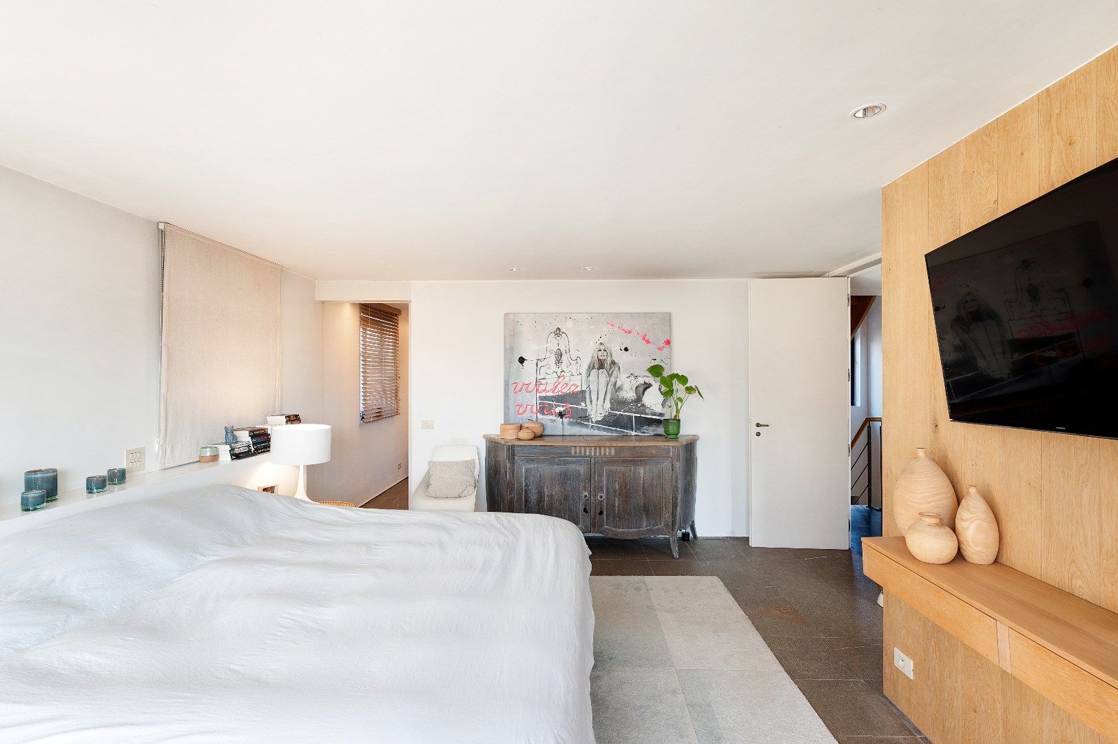 Luxueus afgewerkte villa met  buitenzwembad. foto 13