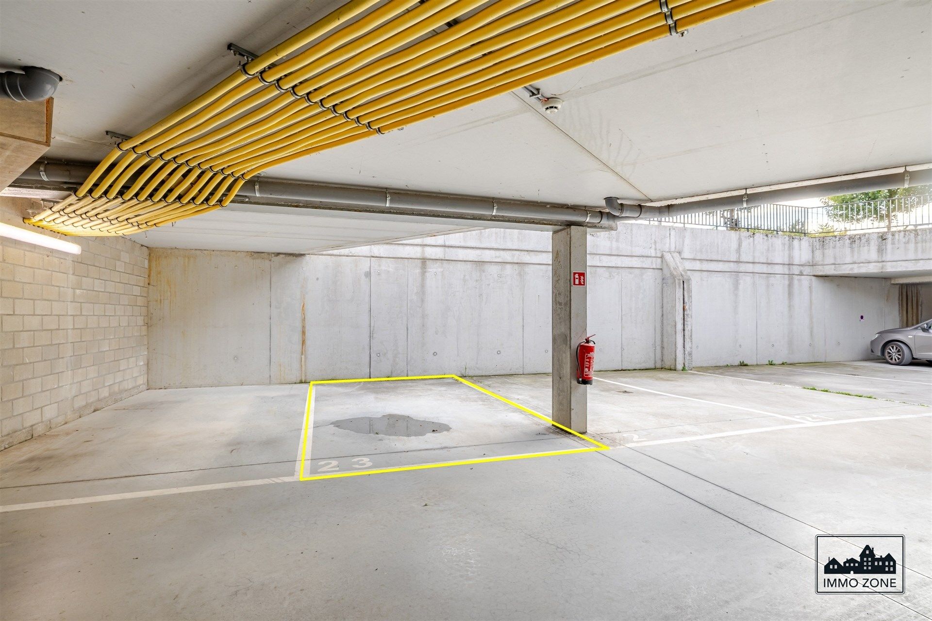 Recent gebouwd 2- slaapkamer appartement met 2 autostaanplaatsen foto 13