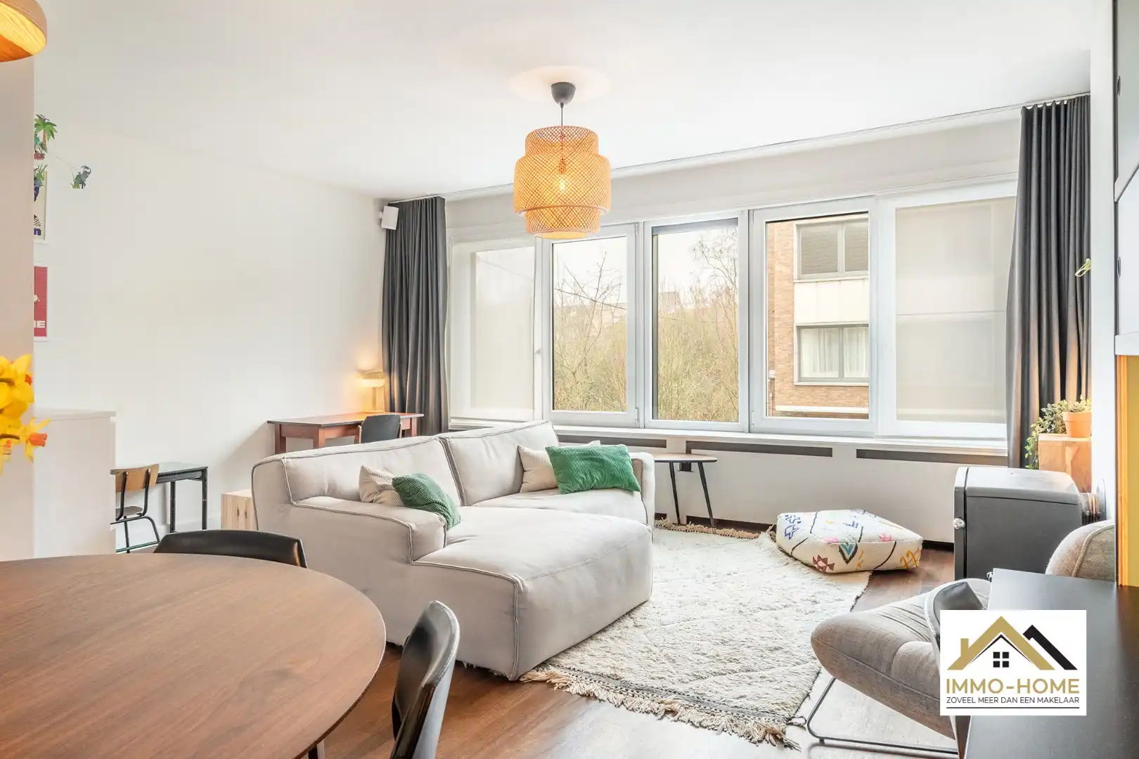 Ruime instapklare woning op toplocatie te Sint-Amandsberg  foto 9