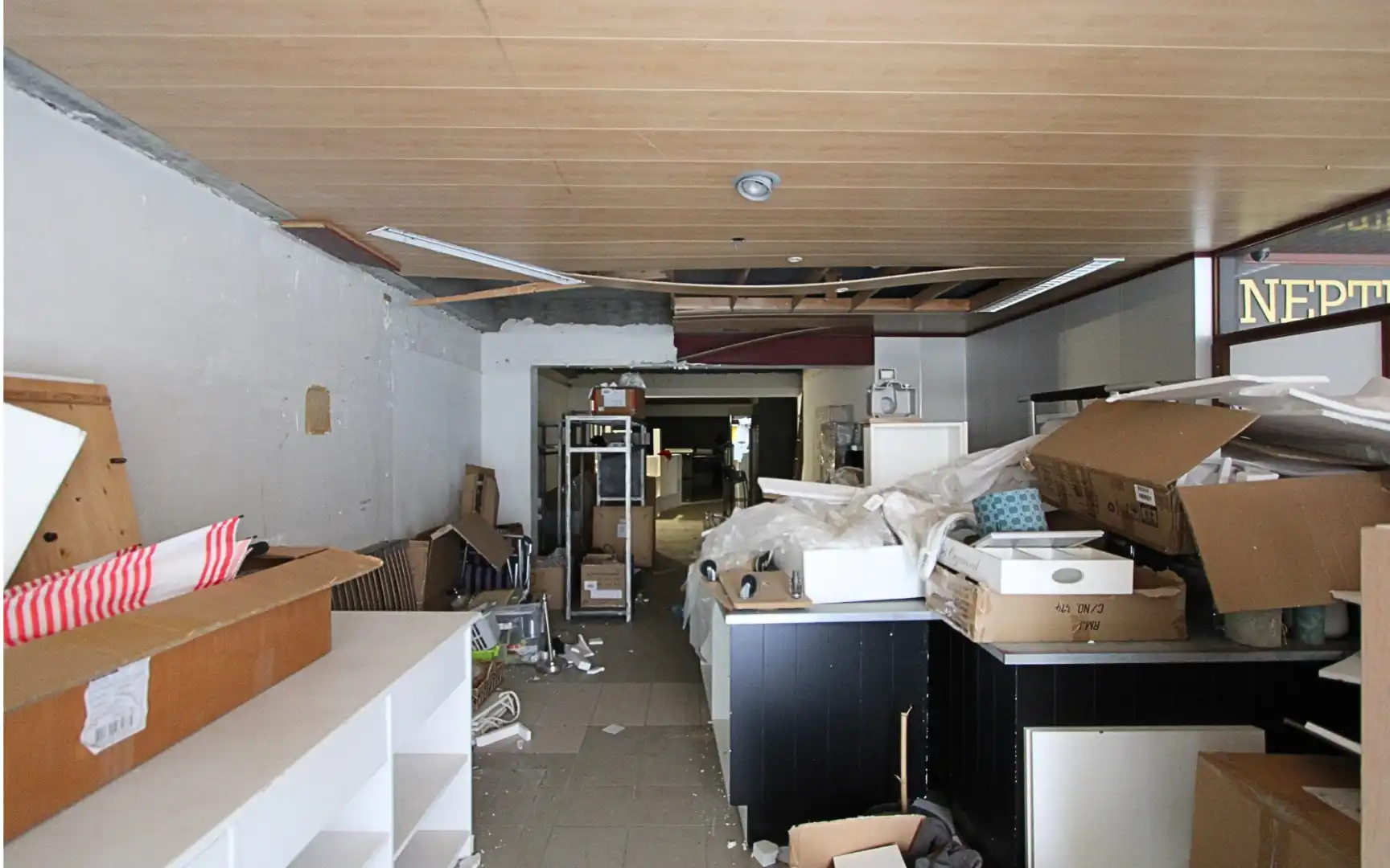 Commercieel pand aan de Lippenslaan te koop (Taborastraat 6) foto 3