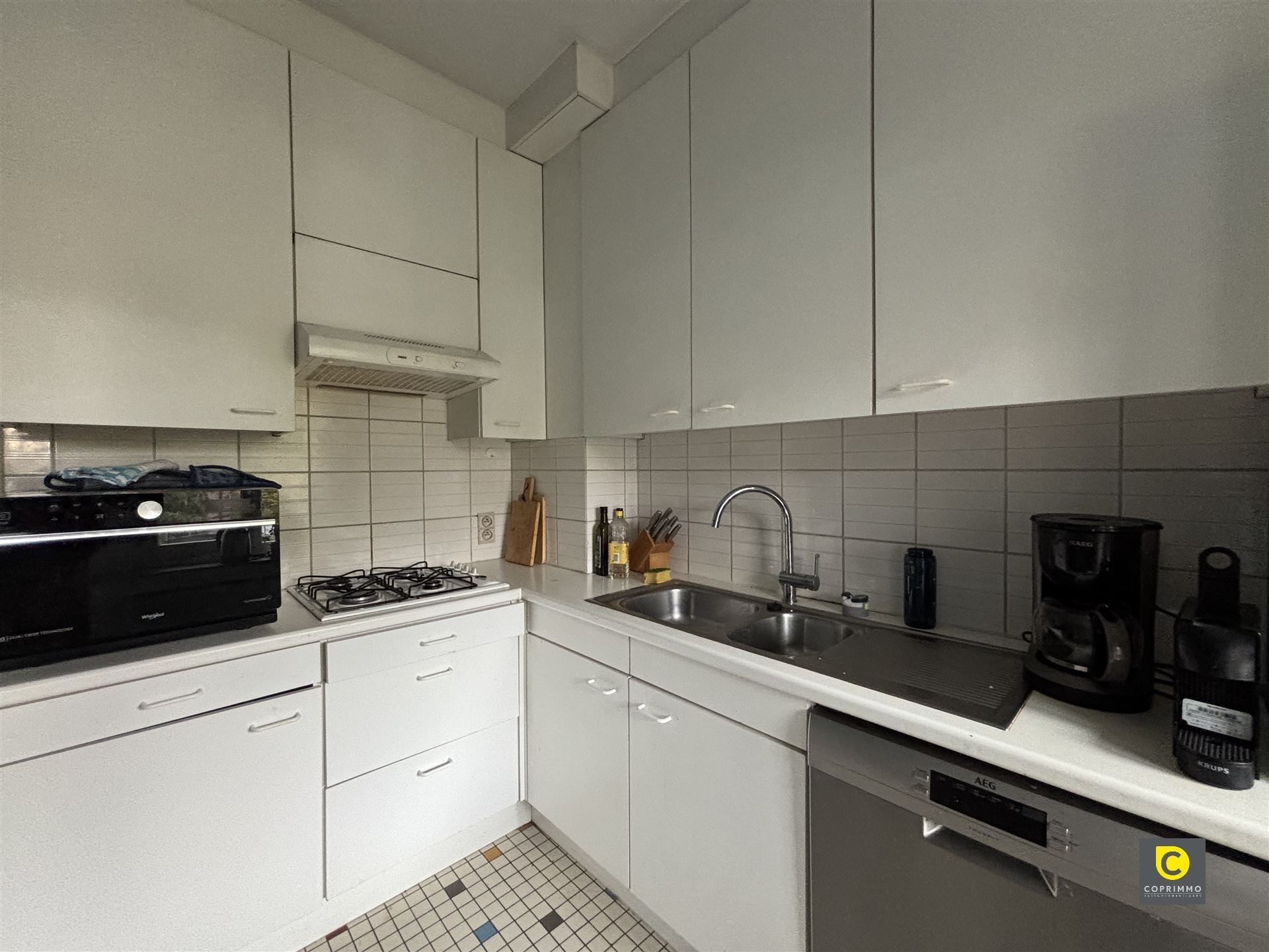 Ruim 3 slk app met terras! foto 6
