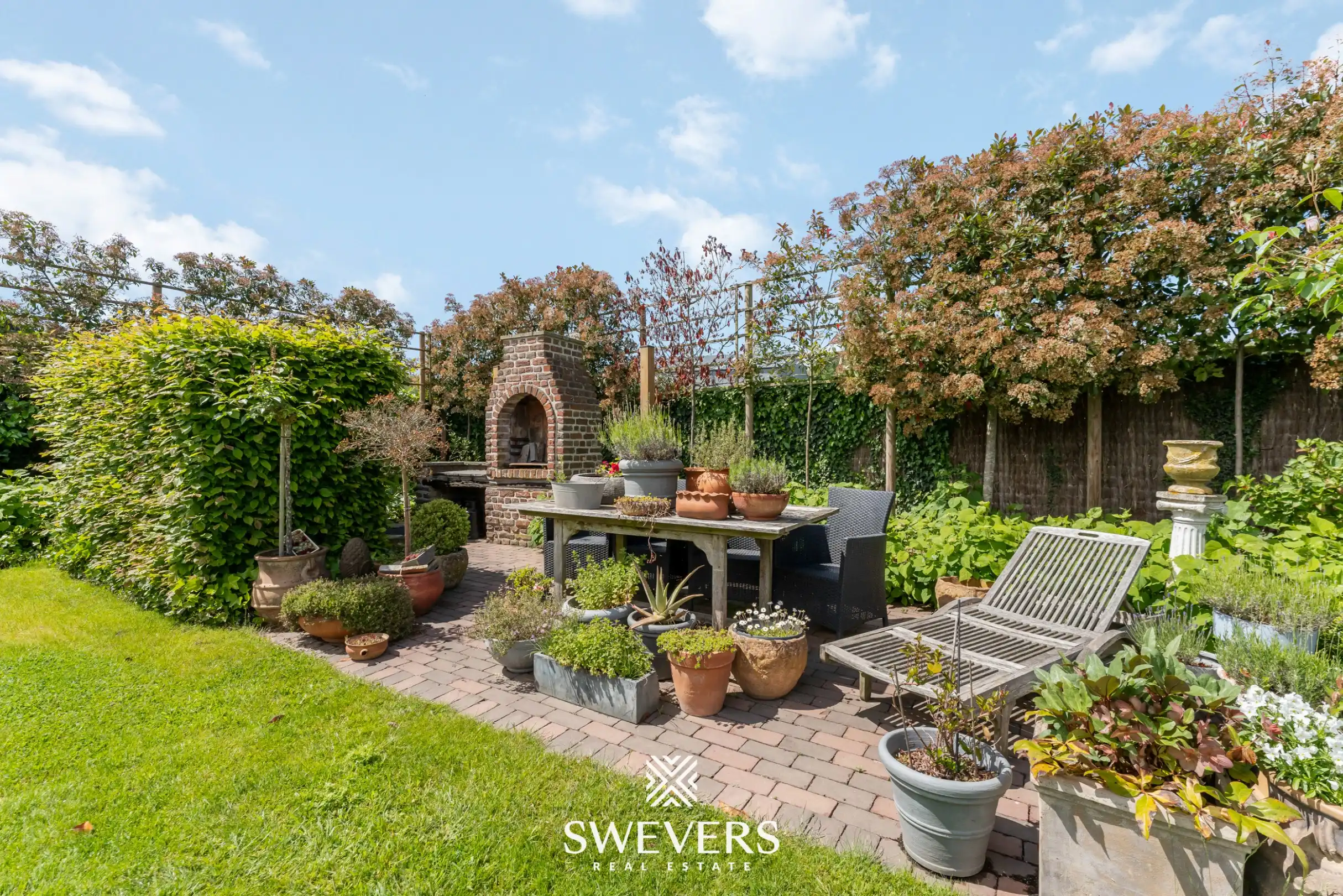 Ruime villa met 4 slaapkamers en prachtige tuin op 10a 49ca foto 32