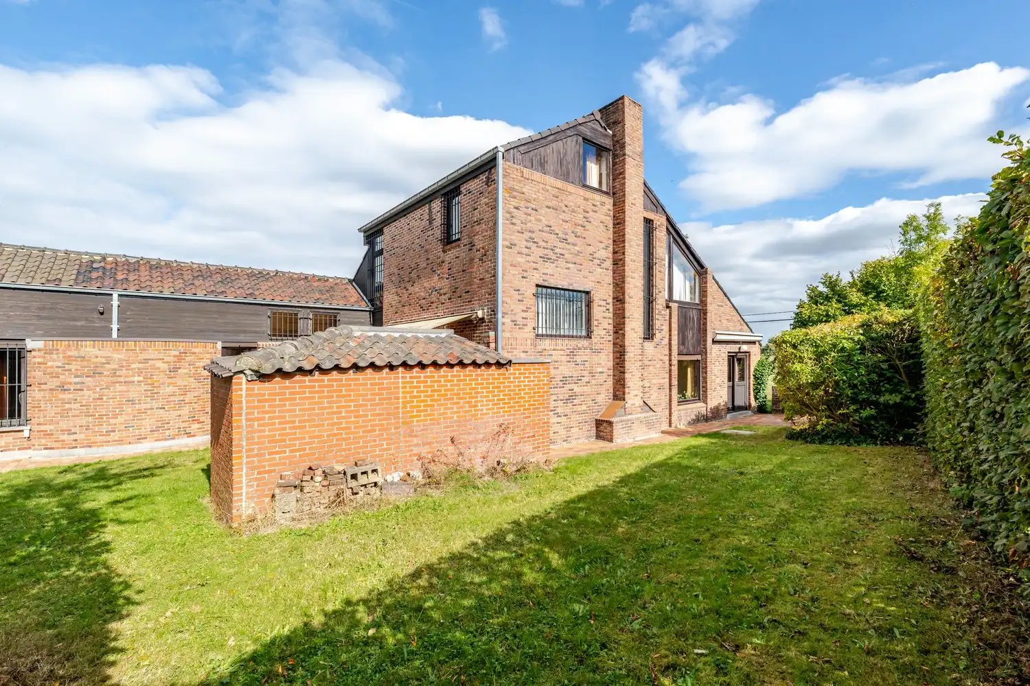 Modernistische, lichtrijke villa met 3 slaapkamers, kantoor en zuidgerichte tuin op toplocatie in groene rand rond Brussel! foto 21