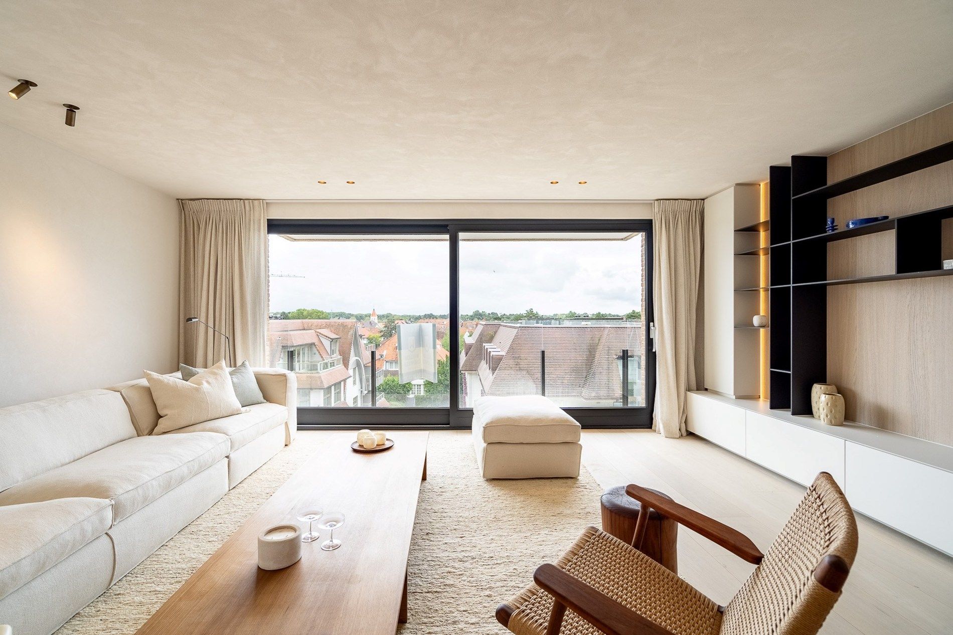 Hoogwaardige renovatie op topligging in Het Zoute foto 2